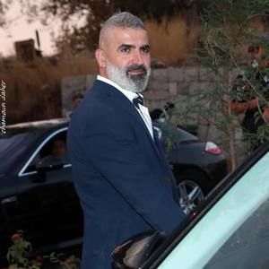 Meet your Posher, Charbel